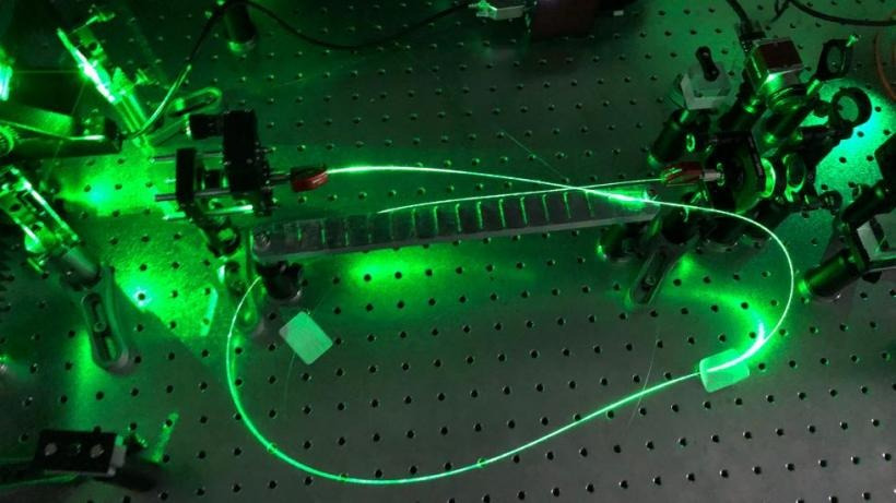 Complex Photonics Lab5